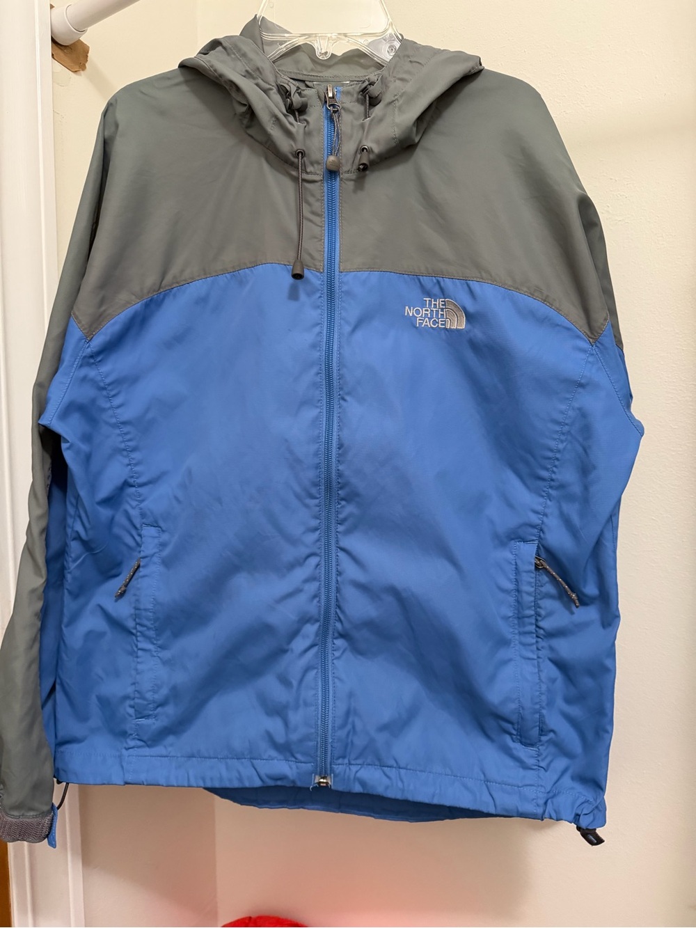 The North Face women’s Hooded Windbreaker Jacket - Blue & Gray